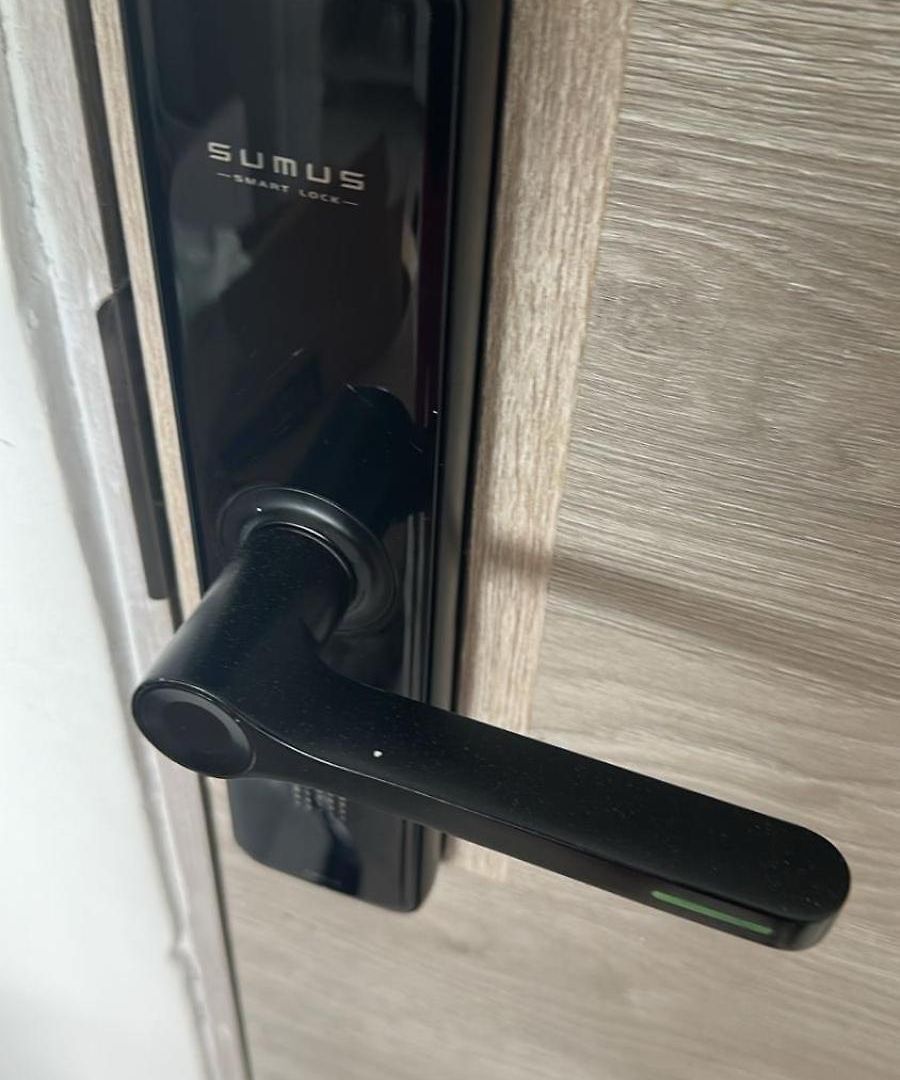 Close To The And Airport Apartment